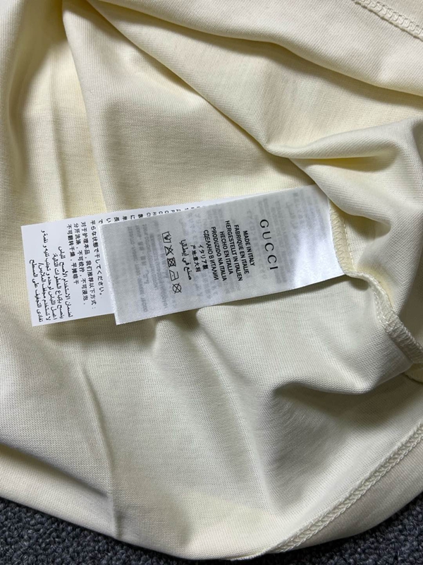 ブランドTシャツ全体デザイン